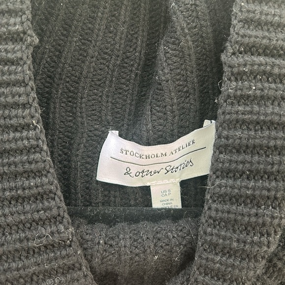 SALE • & Other Stories • Chunky Striped Sweater (read post) - Picture 2 of 9